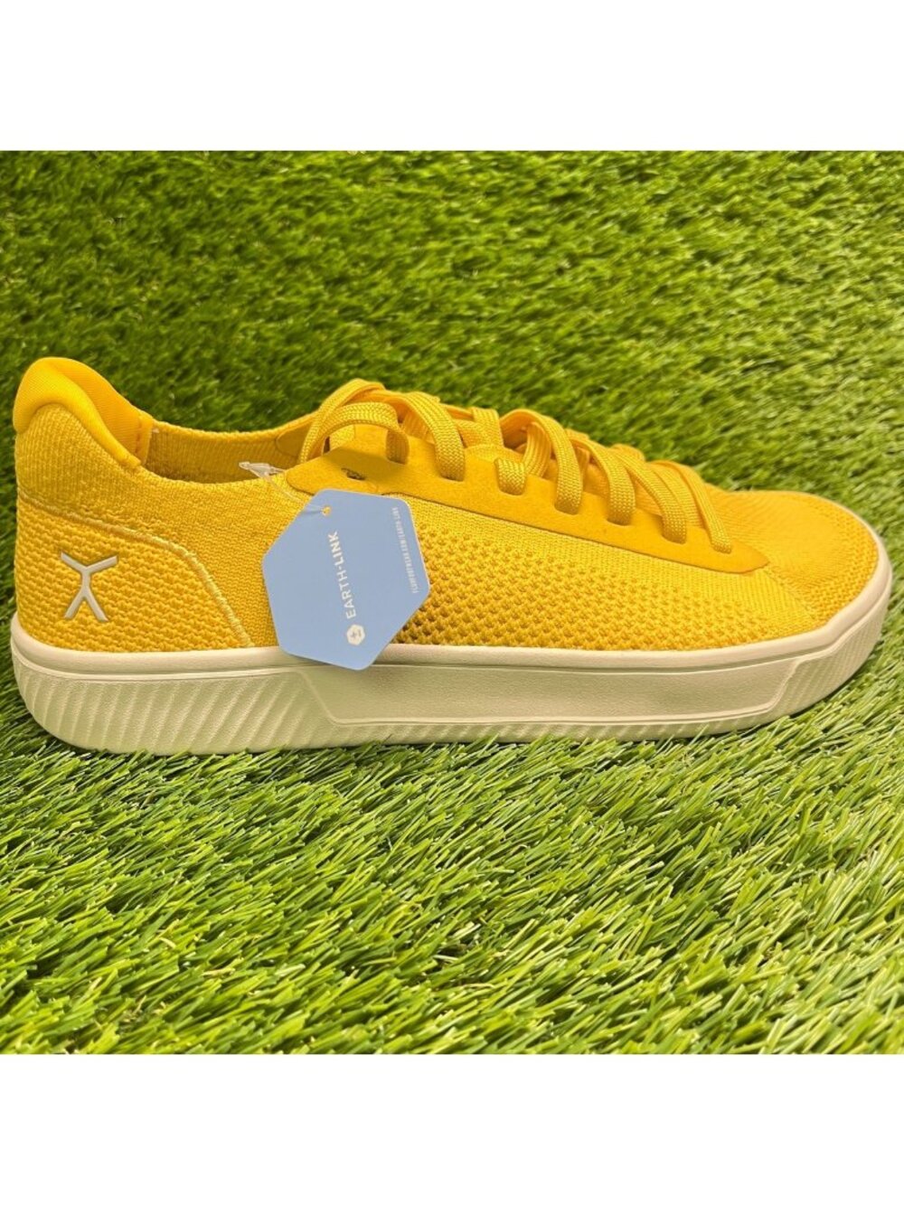 Flux Footwear Adapt Trainer Yellow Mens Size 8 Women 9.5 Athletic Shoes Sneakers